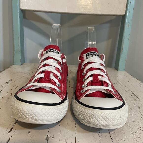 CONVERSE Chuck Taylor Low Red‎ Canvas Shoes Sneakers M9696 Size WOMENS 7/MENS 5 - Picture 2 of 8